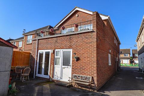 2 bedroom flat for sale, Elm Grove, Hayling Island