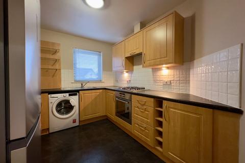 2 bedroom flat to rent, Birch Grove, Cambuslang, Glasgow, G72