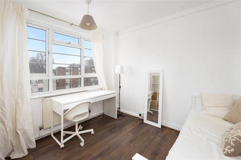 2 bedroom flat for sale, Beaumont Court, Upper Clapton Road, London, E5