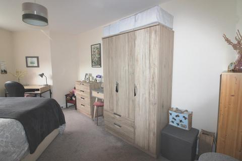 Flat 30, Castle Locks Castle Road, Kidderminster, DY11 6DX