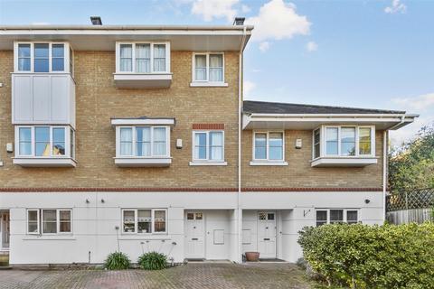 4 bedroom house to rent, Alba Mews, Southfields, SW18