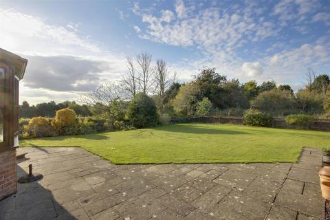 4 bedroom terraced house for sale, Castle Farm Court, South Cave