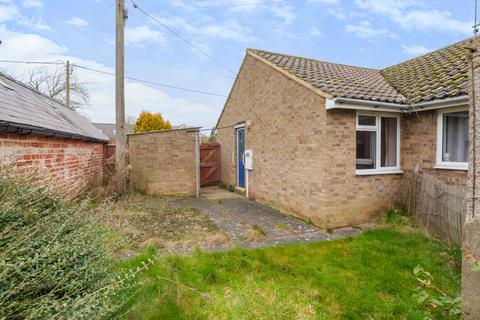 2 bedroom terraced bungalow for sale, The Square, Barrowby, Grantham, Lincolnshire, NG32