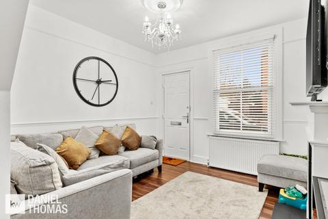 34 Greenfield Street, Waltham Abbey, EN9 1HJ