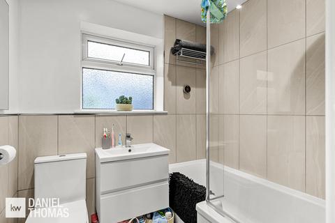 34 Greenfield Street, Waltham Abbey, EN9 1HJ