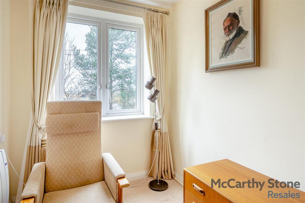 8636147-interior19.jpg