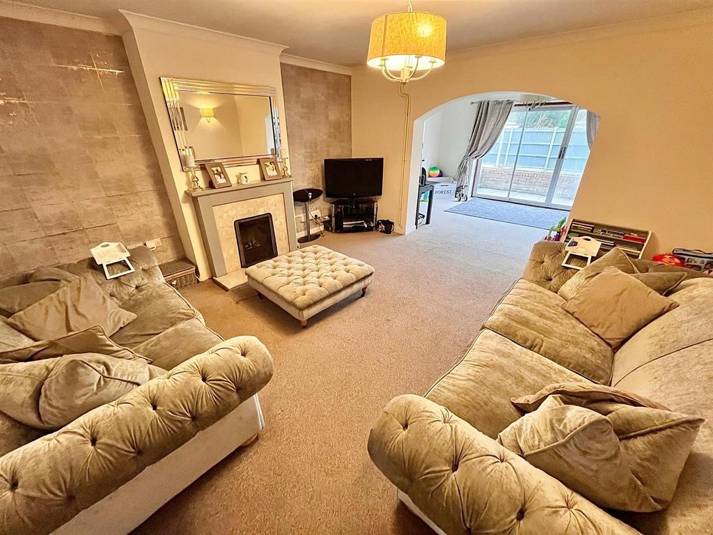 Through Lounge/Dining/Sitting Room