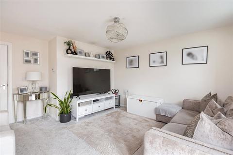 2 bedroom apartment for sale, School Avenue, Dunton Fields, Essex, SS15