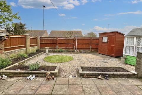 2 bedroom semi-detached bungalow for sale, Keats Walk, Eastbourne