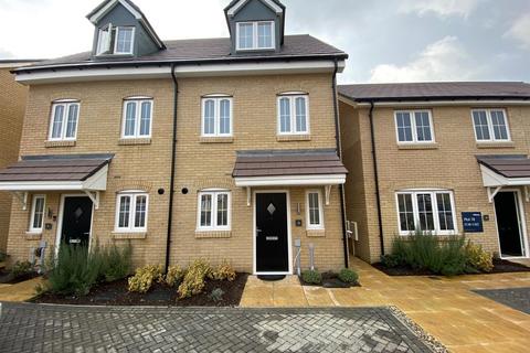 3 bedroom semi-detached house for sale, Kathorn Close, Alwalton, Peterborough