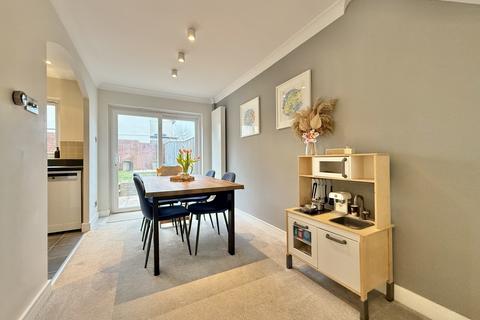 30 Canon Way, Exeter, EX2 8FP