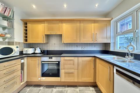30 Canon Way, Exeter, EX2 8FP