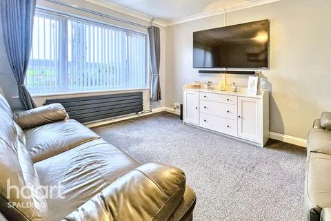 77 Daniels Crescent, Long Sutton, Spalding, PE12 9DR