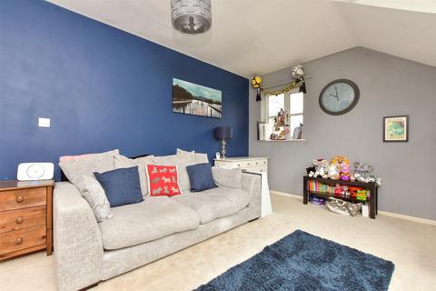 1 bedroom flat for sale, Warwick Close, Holmwood, Dorking, Surrey