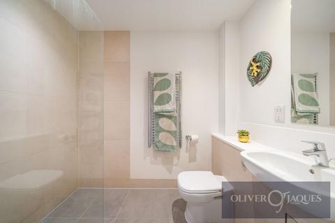 1 bedroom flat for sale, Varcoe Road, London, SE16