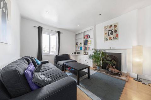 2 bedroom flat to rent, Elms Road, Abbeville Village, London, SW4