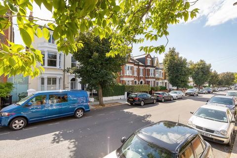 2 bedroom flat to rent, Elms Road, Abbeville Village, London, SW4