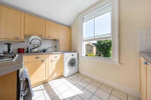 2 bedroom flat to rent, Elms Road, Abbeville Village, London, SW4