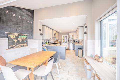 4 bedroom terraced house for sale, Kipling Avenue, Bath, Somerset, BA2