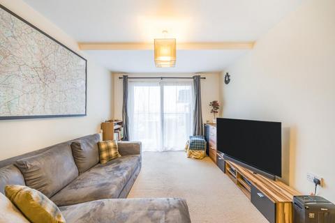 2 bedroom flat for sale, Barge Walk, Greenwich