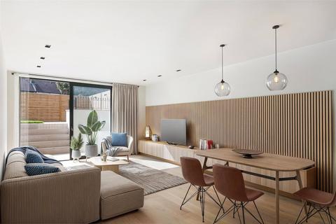 2 bedroom apartment for sale, Sutherland Road, London