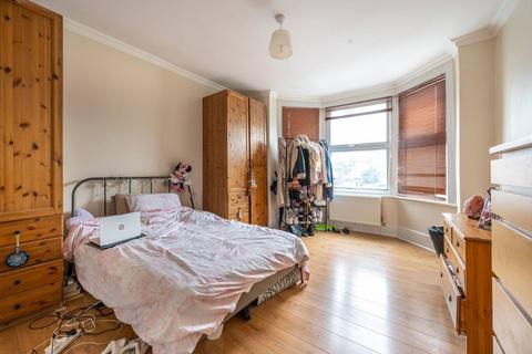 5 bedroom terraced house for sale, James Lane, Leytonstone, London, E10