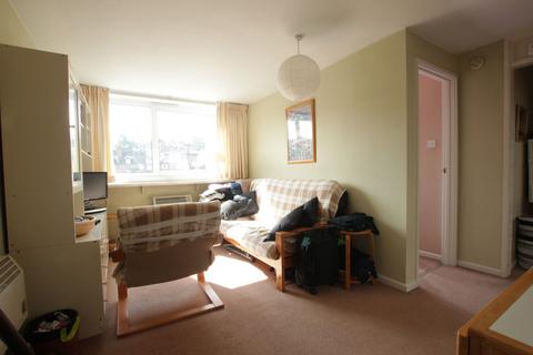 1 bedroom flat for sale, Eastgate Gardens, Surrey GU1