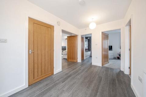 2 bedroom flat for sale, Scott Chase, Leeds, LS12