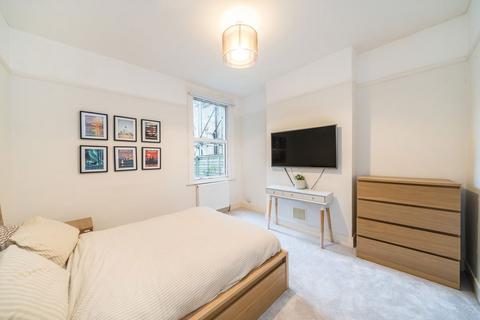 37 Bickersteth Road, London, SW17 9SE