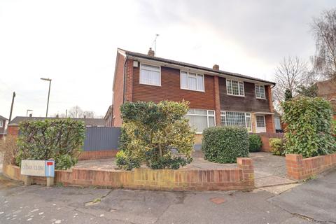 3 bedroom semi-detached house for sale, MARALYN AVENUE, WATERLOOVILLE