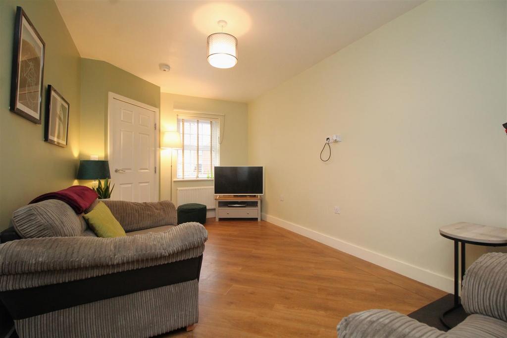 Living room 2 .JPG