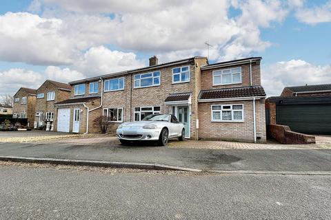 4 bedroom semi-detached house for sale, Apple Tree Close, Yaxley, PE7