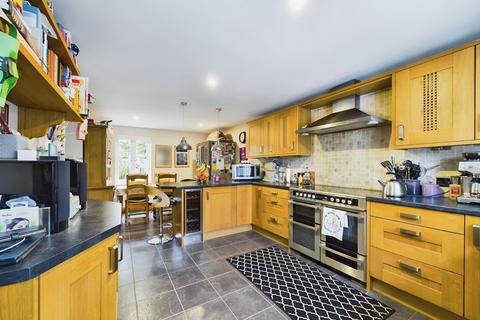 24 Apple Tree Close, Yaxley, Peterborough, PE7 3JY