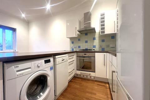 1 bedroom flat to rent, Hastings Court, Norman Road, Wimbledon, SW19