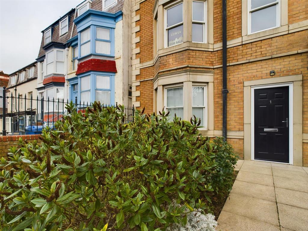 CAM03358 G0-PR0168-STILL003.jpg