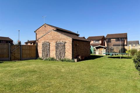3 bedroom detached house for sale, Pennine Close, Kings Acre, Hereford