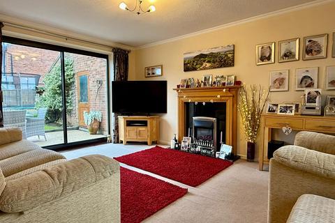 3 bedroom detached house for sale, Pennine Close, Kings Acre, Hereford