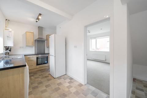 2 bedroom terraced house for sale, Clark Grove, Leeds, LS9