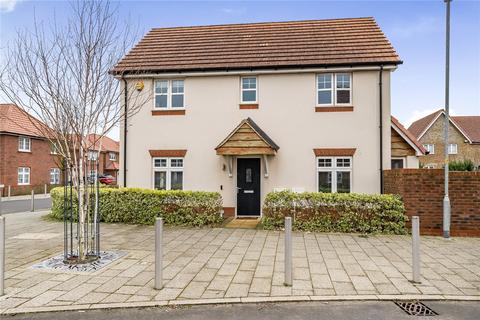 3 bedroom detached house for sale, Diamond Crescent, Swindon SN25