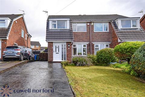 3 bedroom semi-detached house to rent, St. Gabriels Close, Rochdale OL11