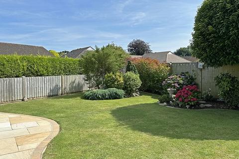 3 bedroom detached house for sale, Leecroft, Aldwick Felds, Bognor Regis, West Sussex PO21