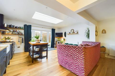 5 Angus Close, Arnold, Nottingham, NG5 8QU