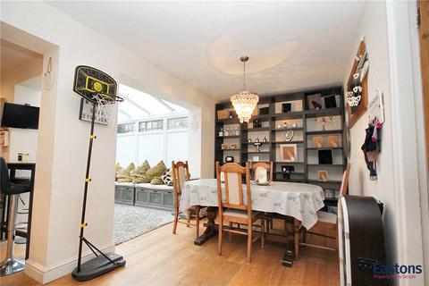 32 Chapel Road, Tadworth, KT20 5SB
