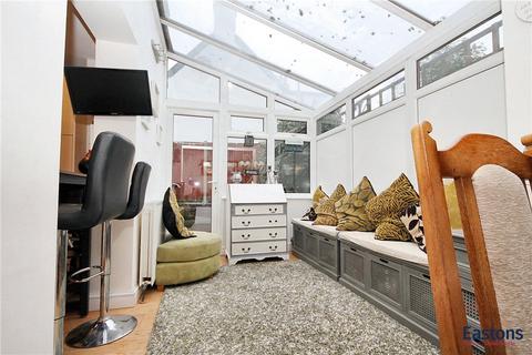 32 Chapel Road, Tadworth, KT20 5SB