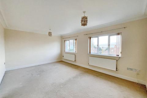 2 bedroom flat for sale, Clevedon House, Newport