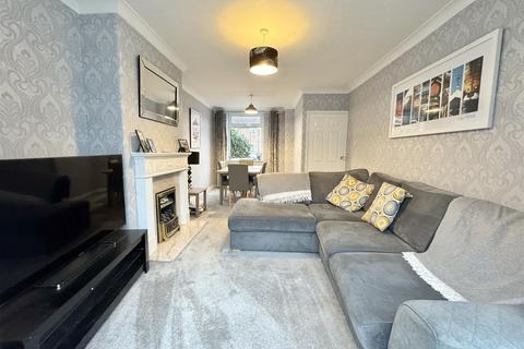 3 bedroom terraced house for sale, Davenport Avenue, Wilmslow