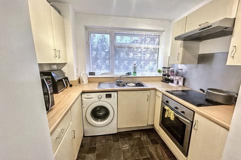 2 bedroom flat for sale, Parkstone