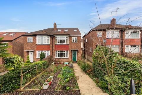 4 bedroom semi-detached house for sale, Eylewood Road, London SE27