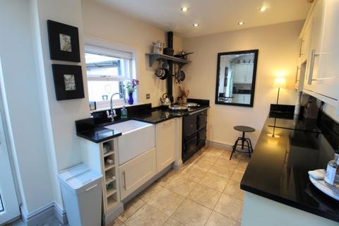 2 Beech Road, Stockton Heath, Warrington, WA4 6LT