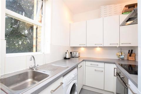 1 bedroom apartment to rent, Stanley Road, Teddington